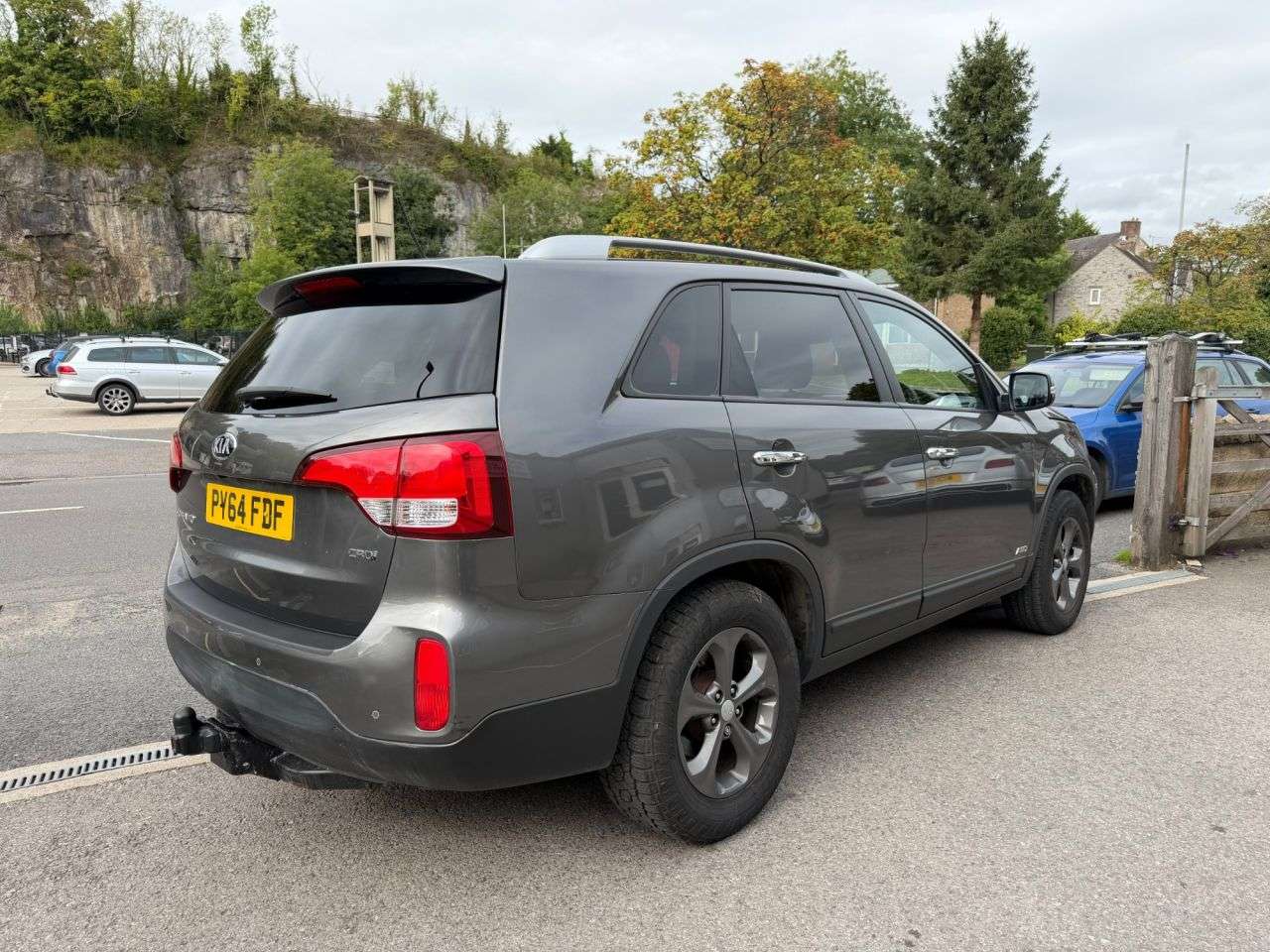 A 2014 KIA SORENTO 2.2 CRDi KX-2 SUV 5dr Diesel Manual AWD *FSH*7 LEATHER SEATS*TOWBAR* *FSH*7 A 2014 KIA SORENTO 2.2 CRDi KX-2 SUV 5dr Diesel Manual AWD *FSH*7 LEATHER SEATS*TOWBAR* *FSH*7