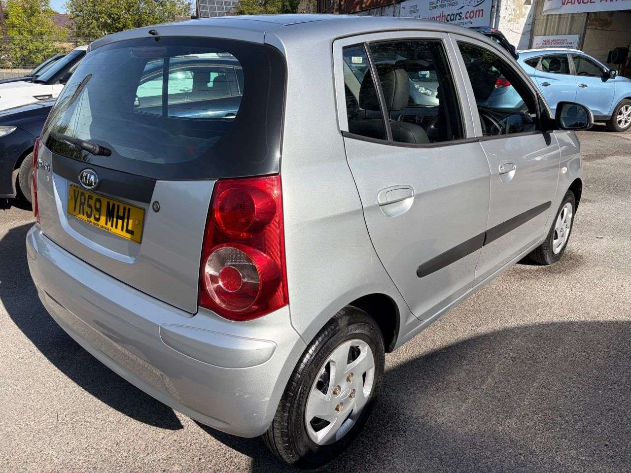A 2009 KIA PICANTO 1.0 1 Hatchback 5dr Petrol Manual * 3 OWNERS FROM NEW, 12 SERVICE STAMPS, £ A 2009 KIA PICANTO 1.0 1 Hatchback 5dr Petrol Manual * 3 OWNERS FROM NEW, 12 SERVICE STAMPS, £