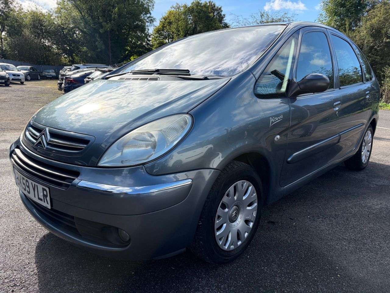 A 2009 CITROEN XSARA PICASSO 1.6i 16V Desire MPV 5dr Petrol Manual * PART/X TO CLEAR, VERY LOW MILEAGE, A 2009 CITROEN XSARA PICASSO 1.6i 16V Desire MPV 5dr Petrol Manual * PART/X TO CLEAR, VERY LOW MILEAGE,