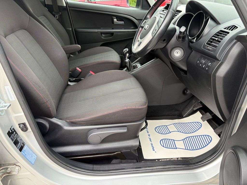 2015 KIA VENGA 2015 KIA VENGA
