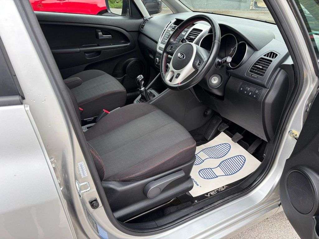 2015 KIA VENGA 2015 KIA VENGA