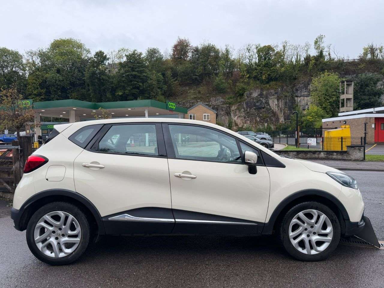 2015 RENAULT CAPTUR 2015 RENAULT CAPTUR
