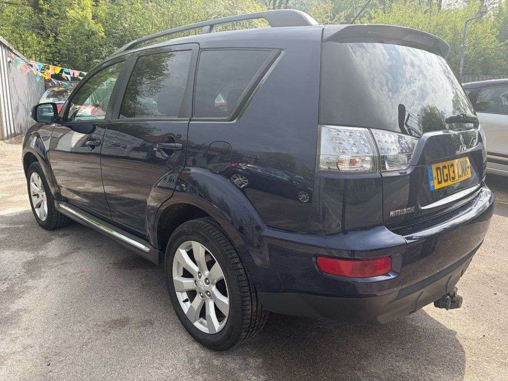 A 2013 MITSUBISHI OUTLANDER 2.2 DI-D GX3 SUV 5dr Diesel Manual 4WD Euro 5*PART/X TO CLEAR, FULL SERVICE A 2013 MITSUBISHI OUTLANDER 2.2 DI-D GX3 SUV 5dr Diesel Manual 4WD Euro 5*PART/X TO CLEAR, FULL SERVICE