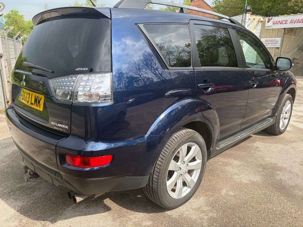 A 2013 MITSUBISHI OUTLANDER 2.2 DI-D GX3 SUV 5dr Diesel Manual 4WD Euro 5*PART/X TO CLEAR, FULL SERVICE A 2013 MITSUBISHI OUTLANDER 2.2 DI-D GX3 SUV 5dr Diesel Manual 4WD Euro 5*PART/X TO CLEAR, FULL SERVICE