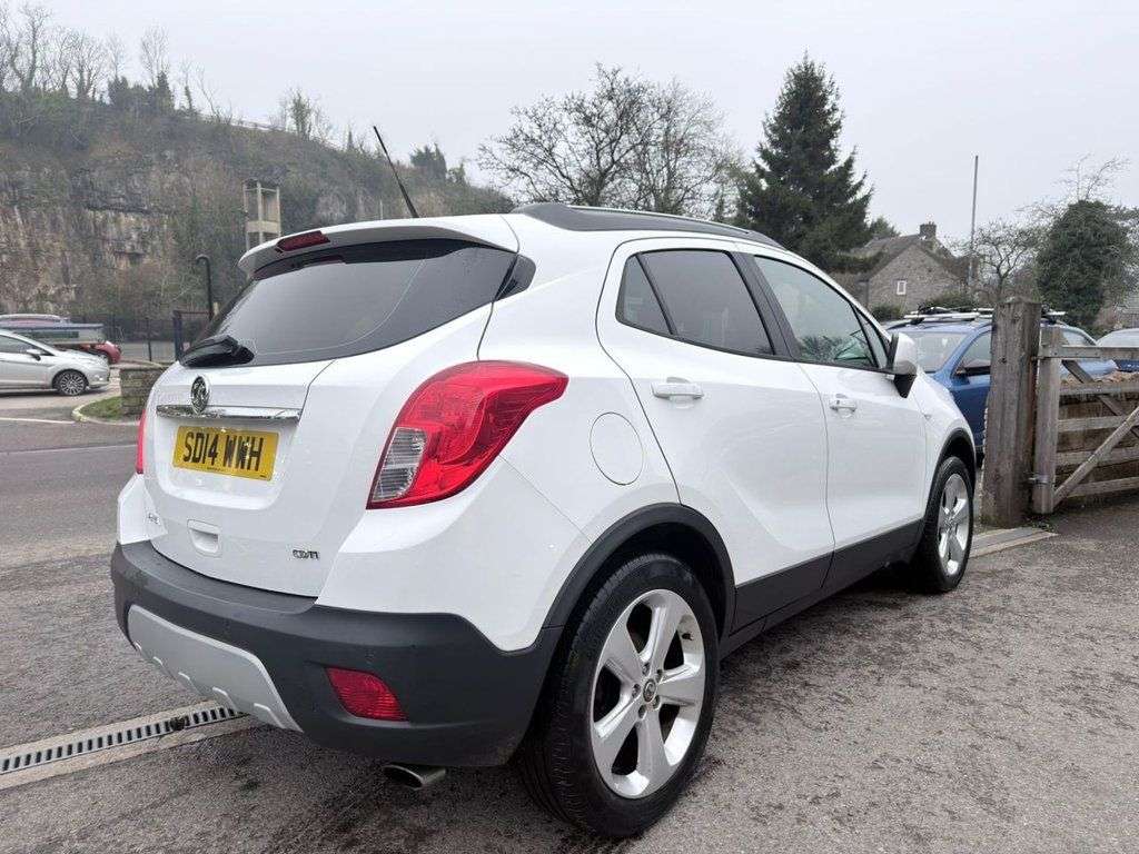 A 2014 VAUXHALL MOKKA 1.7 CDTi Tech Line SUV 5dr Diesel Manual 2WD Euro 5*FSH 9 STAMPS*2 OWNERS* A 2014 VAUXHALL MOKKA 1.7 CDTi Tech Line SUV 5dr Diesel Manual 2WD Euro 5*FSH 9 STAMPS*2 OWNERS*