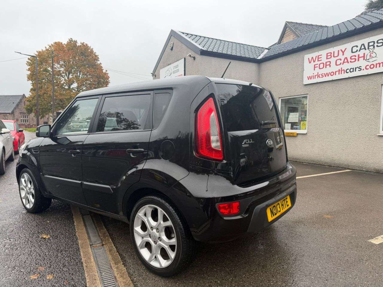 A 2013 KIA SOUL 1.6 CRDi Shaker SUV 5dr Diesel Manual Euro 5*FSH*1 OWNER+DEALER* *FSH*1 OWN A 2013 KIA SOUL 1.6 CRDi Shaker SUV 5dr Diesel Manual Euro 5*FSH*1 OWNER+DEALER* *FSH*1 OWN