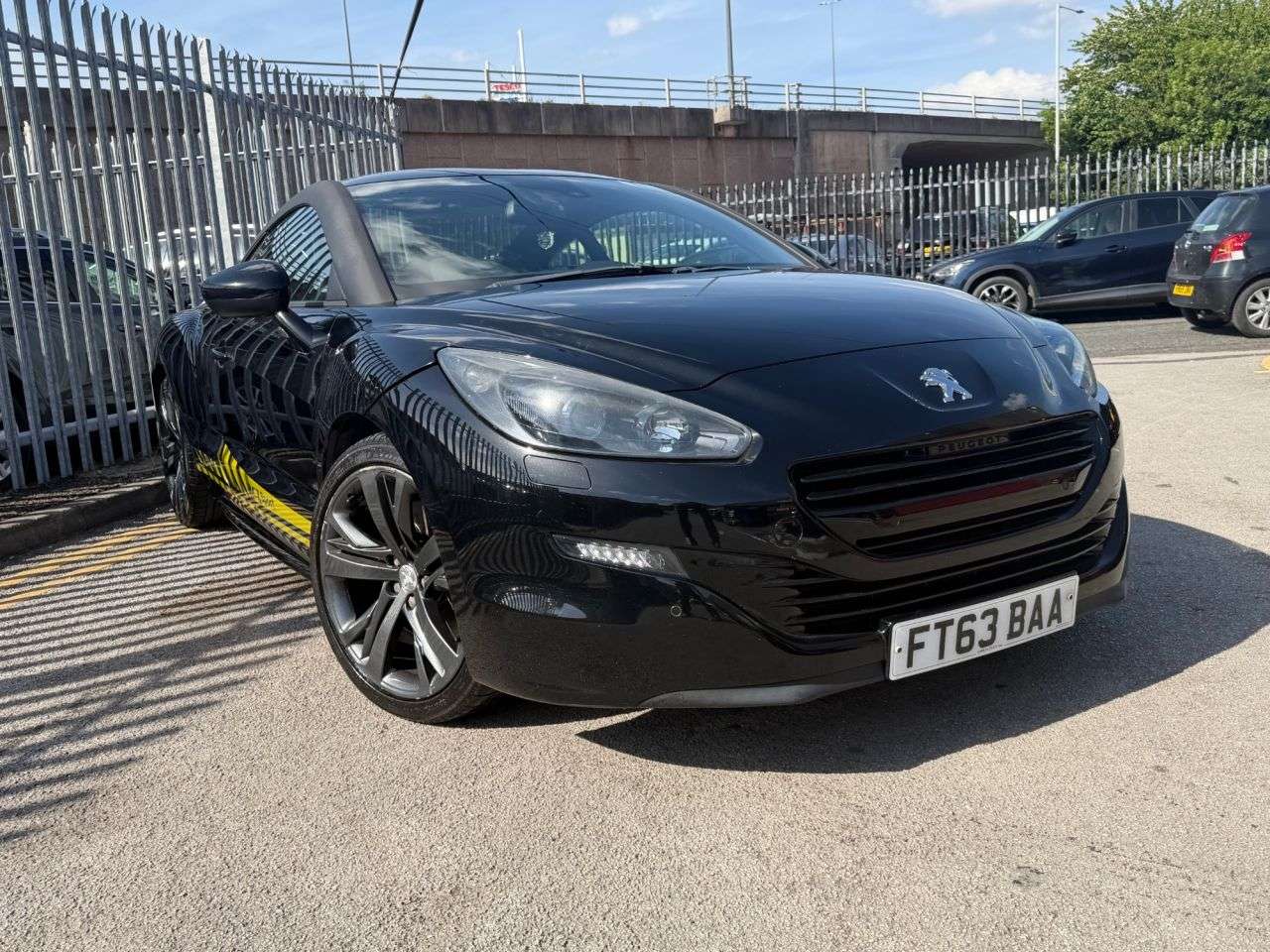 A 2013 PEUGEOT RCZ 2.0 HDi GT Coupe 2dr Diesel Manual Euro 5 (163 ps) JUST BEEN SERVICED A 2013 PEUGEOT RCZ 2.0 HDi GT Coupe 2dr Diesel Manual Euro 5 (163 ps) JUST BEEN SERVICED