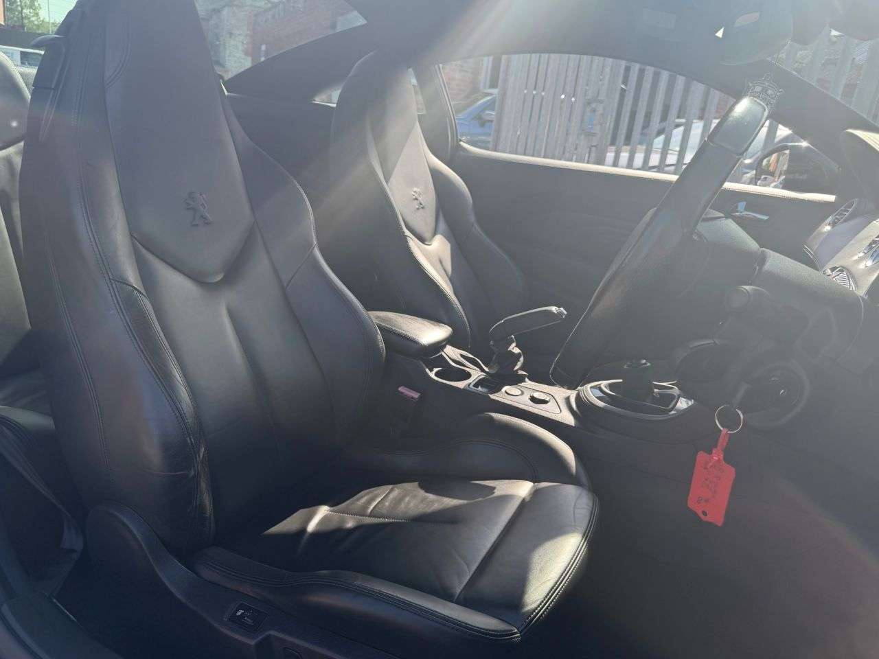 2013 PEUGEOT RCZ 2013 PEUGEOT RCZ