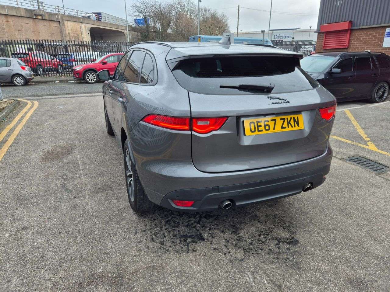 A 2018 JAGUAR F-PACE 2.0 D240 R-Sport SUV 5dr Diesel Auto AWD Euro 6 (s/s) (240 ps) JUST BEEN SE A 2018 JAGUAR F-PACE 2.0 D240 R-Sport SUV 5dr Diesel Auto AWD Euro 6 (s/s) (240 ps) JUST BEEN SE