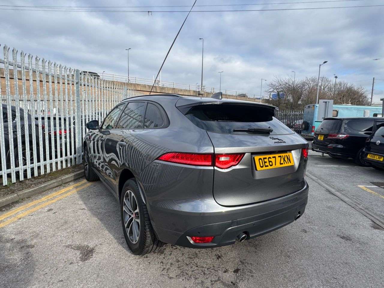 2018 JAGUAR F-PACE 2018 JAGUAR F-PACE