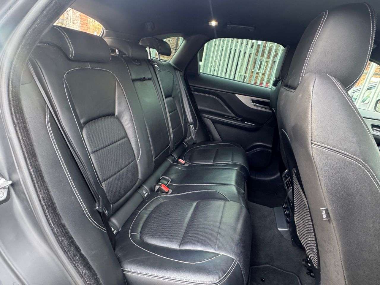 2018 JAGUAR F-PACE 2018 JAGUAR F-PACE