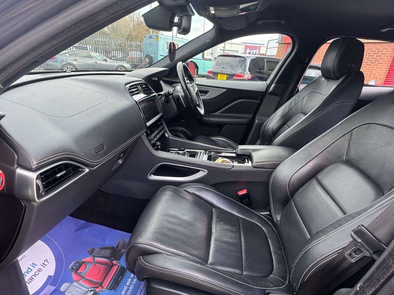 2018 JAGUAR F-PACE 2018 JAGUAR F-PACE