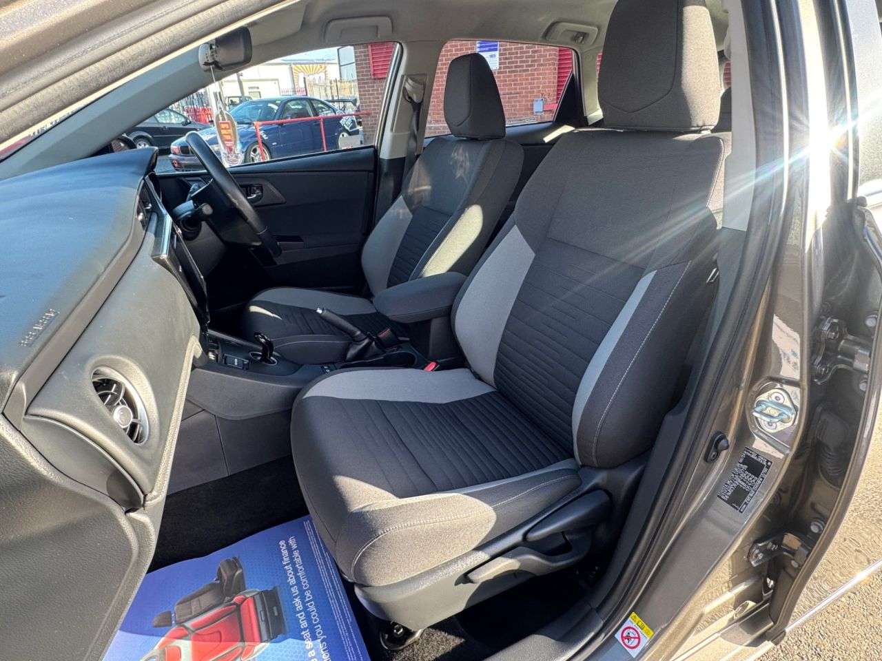 2018 TOYOTA AURIS 2018 TOYOTA AURIS