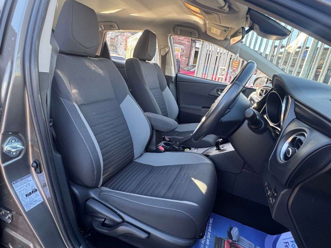 2018 TOYOTA AURIS 2018 TOYOTA AURIS