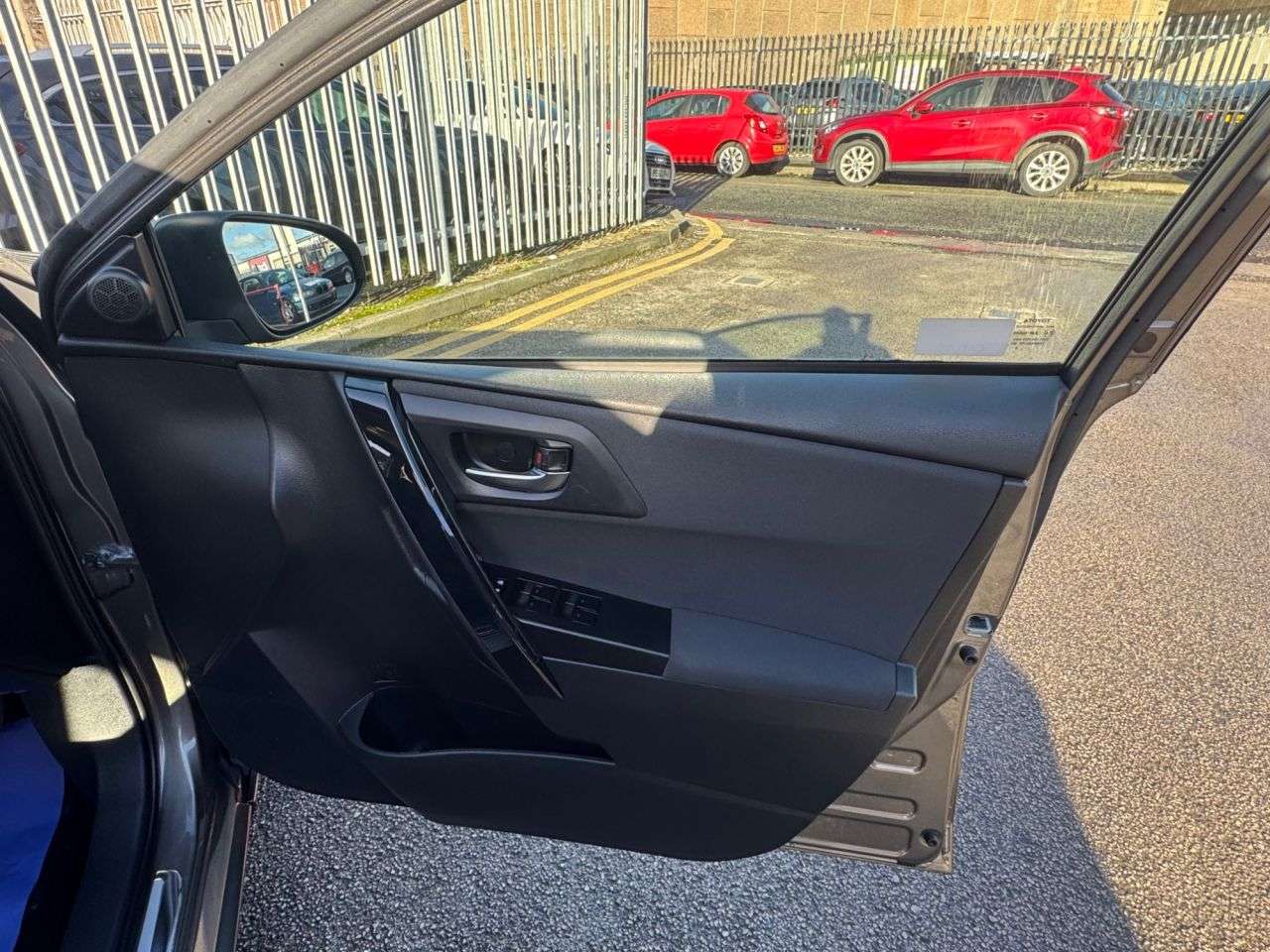 2018 TOYOTA AURIS 2018 TOYOTA AURIS