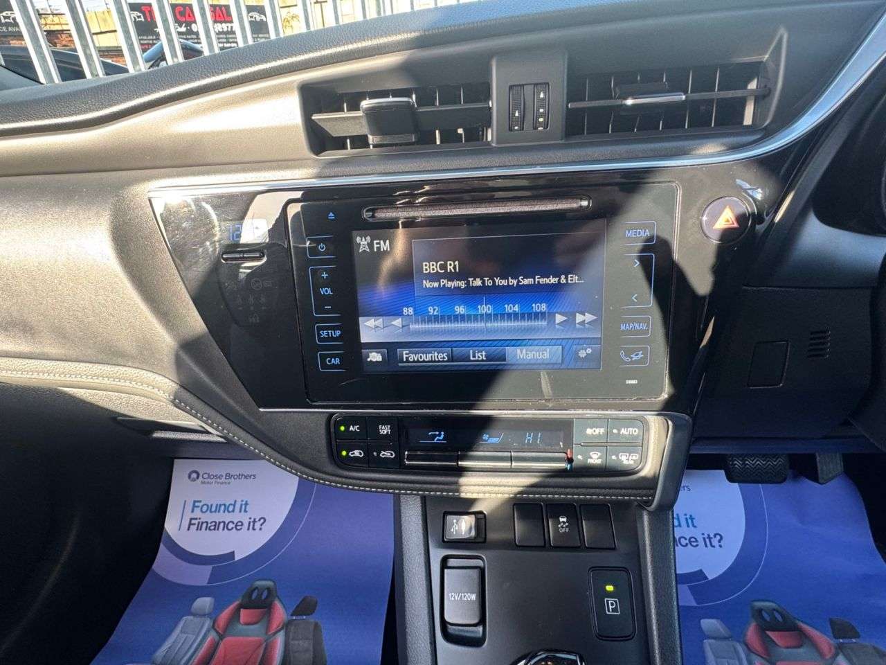 2018 TOYOTA AURIS 2018 TOYOTA AURIS