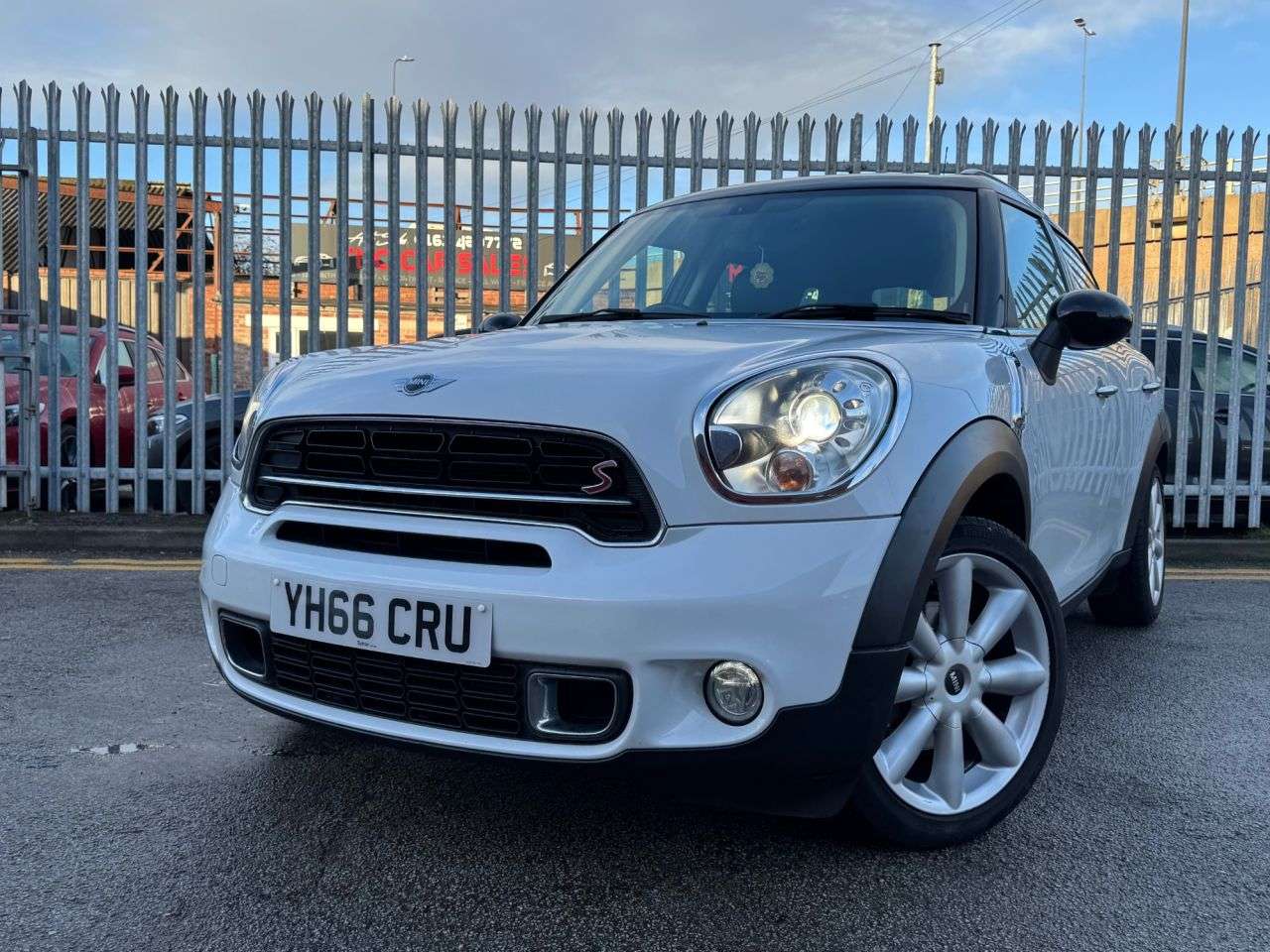 2016 MINI COUNTRYMAN 2016 MINI COUNTRYMAN