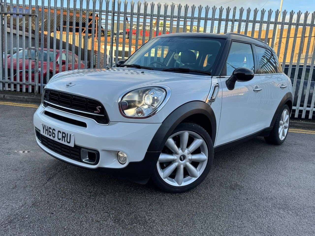 2016 MINI COUNTRYMAN 2016 MINI COUNTRYMAN