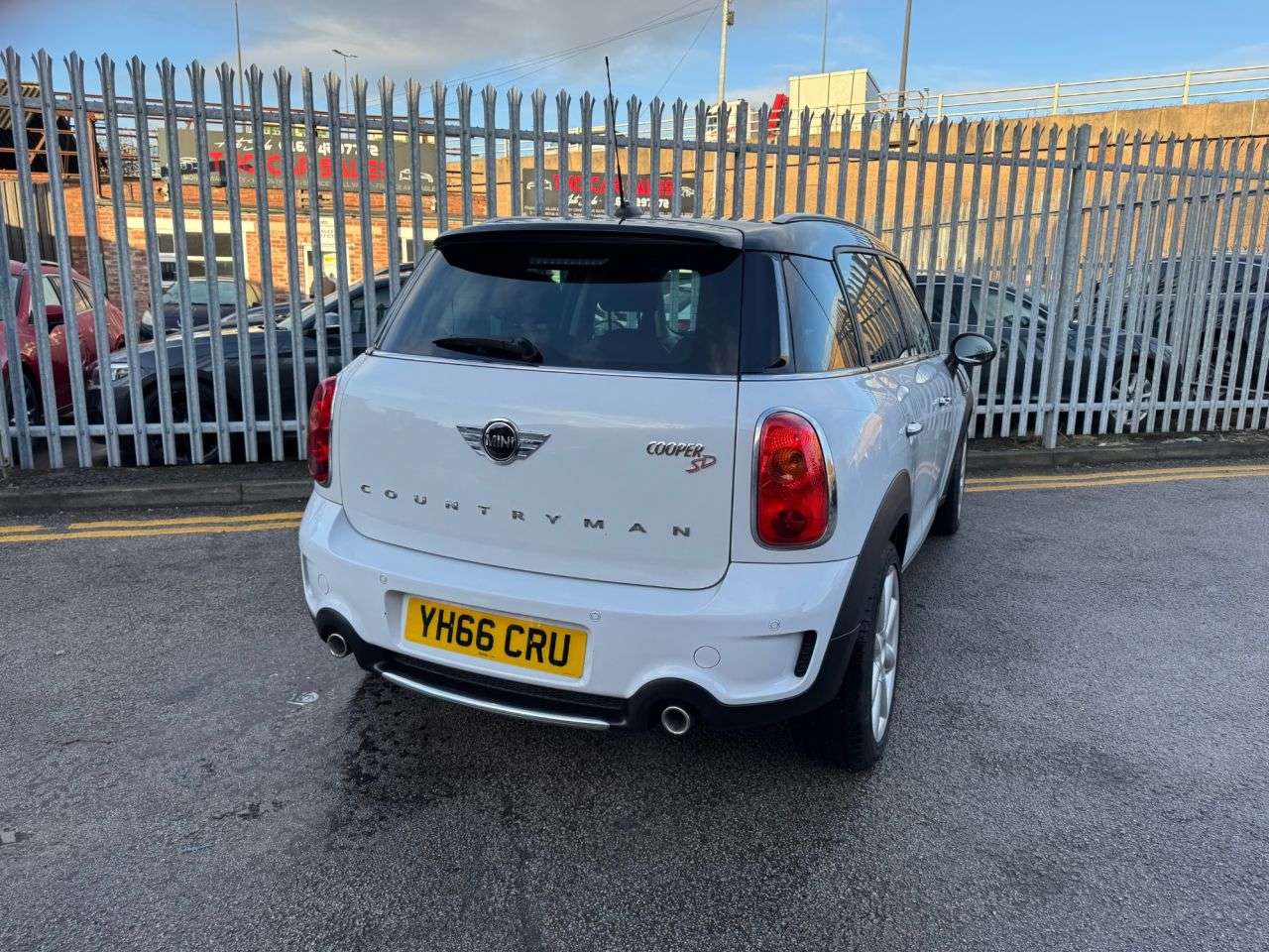 2016 MINI COUNTRYMAN 2016 MINI COUNTRYMAN