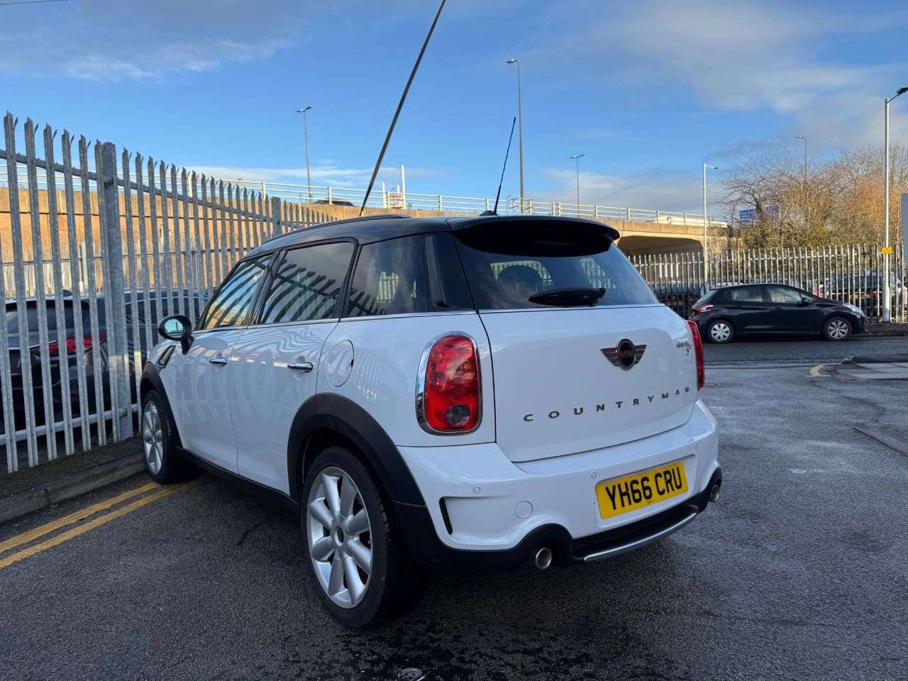 2016 MINI COUNTRYMAN 2016 MINI COUNTRYMAN