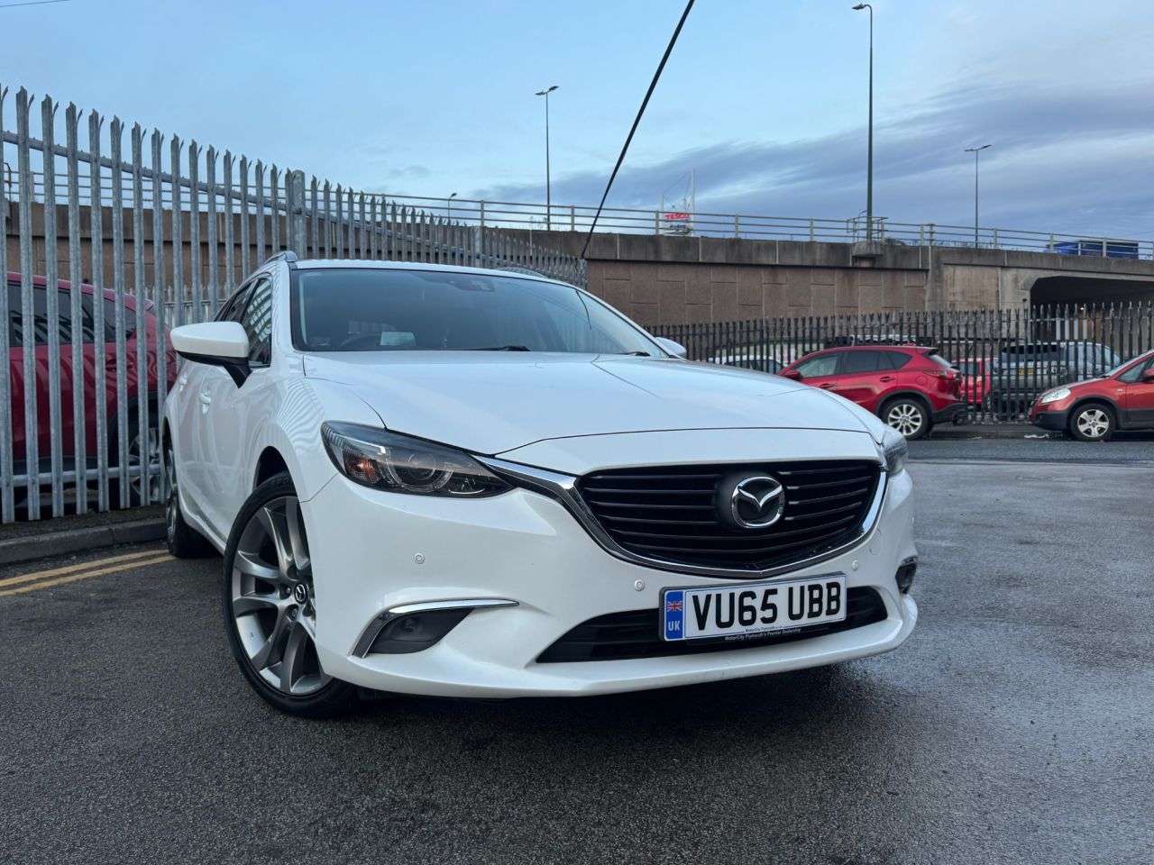 A 2015 MAZDA MAZDA6 2.2 SKYACTIV-D Sport Nav Tourer 5dr Diesel Auto Euro 6 (s/s) (175 ps) JUST A 2015 MAZDA MAZDA6 2.2 SKYACTIV-D Sport Nav Tourer 5dr Diesel Auto Euro 6 (s/s) (175 ps) JUST