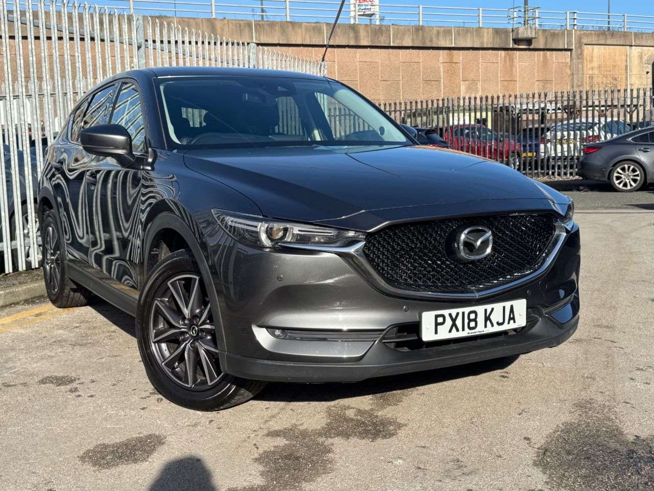 A 2018 MAZDA CX-5 2.0 SKYACTIV-G Sport Nav SUV 5dr Petrol Manual Euro 6 (s/s) (165 ps) JUST B A 2018 MAZDA CX-5 2.0 SKYACTIV-G Sport Nav SUV 5dr Petrol Manual Euro 6 (s/s) (165 ps) JUST B
