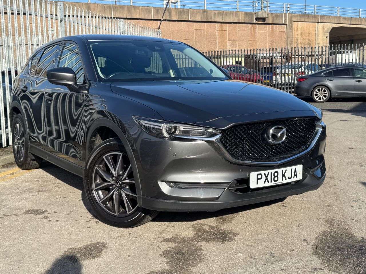 A 2018 MAZDA CX-5 2.0 SKYACTIV-G Sport Nav SUV 5dr Petrol Manual Euro 6 (s/s) (165 ps) JUST B A 2018 MAZDA CX-5 2.0 SKYACTIV-G Sport Nav SUV 5dr Petrol Manual Euro 6 (s/s) (165 ps) JUST B