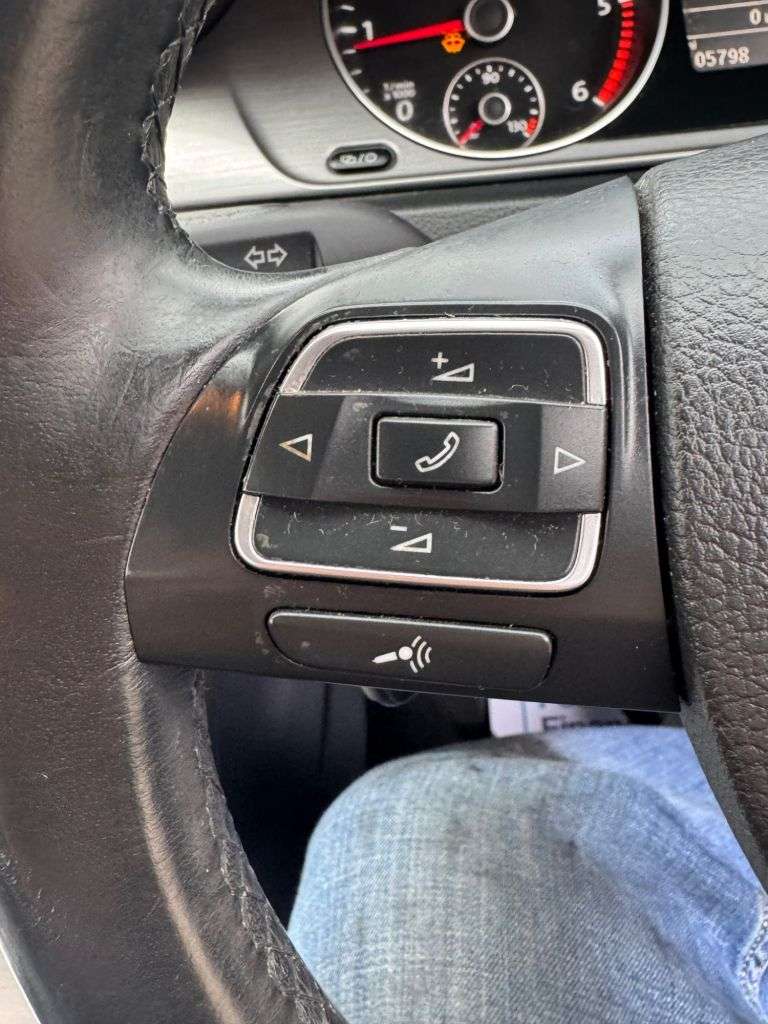 2014 VOLKSWAGEN PASSAT 2014 VOLKSWAGEN PASSAT