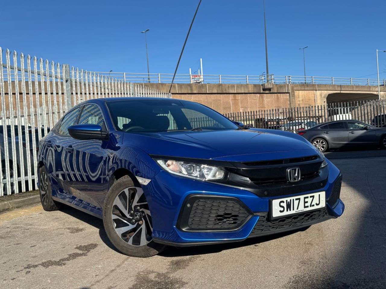 A 2017 HONDA CIVIC 1.0 VTEC Turbo SE Hatchback 5dr Petrol Manual Euro 6 (s/s) (129 ps) 8 SERVI A 2017 HONDA CIVIC 1.0 VTEC Turbo SE Hatchback 5dr Petrol Manual Euro 6 (s/s) (129 ps) 8 SERVI