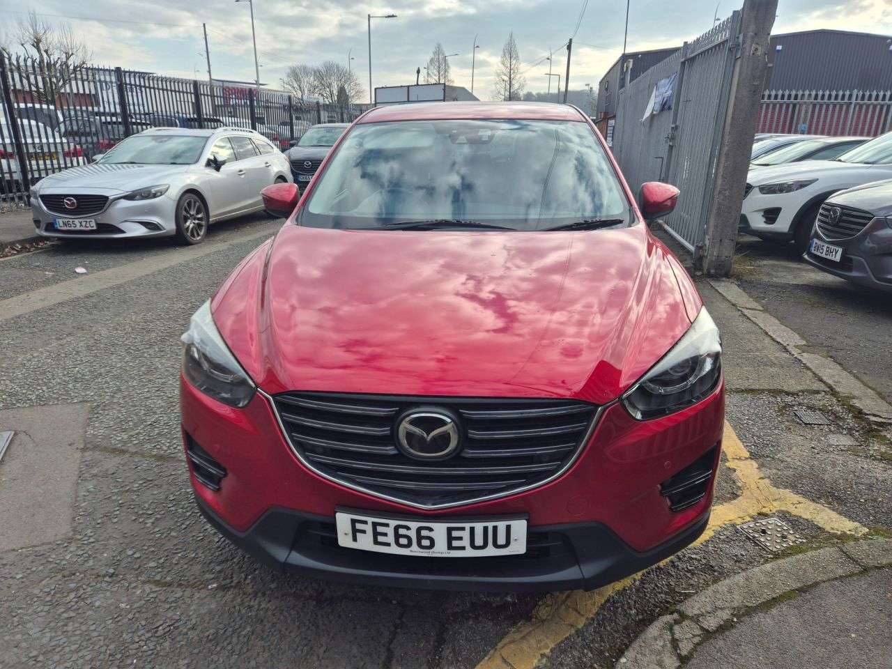 A 2016 MAZDA CX-5 2.2 SKYACTIV-D Sport Nav SUV 5dr Diesel Auto 4WD Euro 6 (s/s) (175 ps) FULL A 2016 MAZDA CX-5 2.2 SKYACTIV-D Sport Nav SUV 5dr Diesel Auto 4WD Euro 6 (s/s) (175 ps) FULL