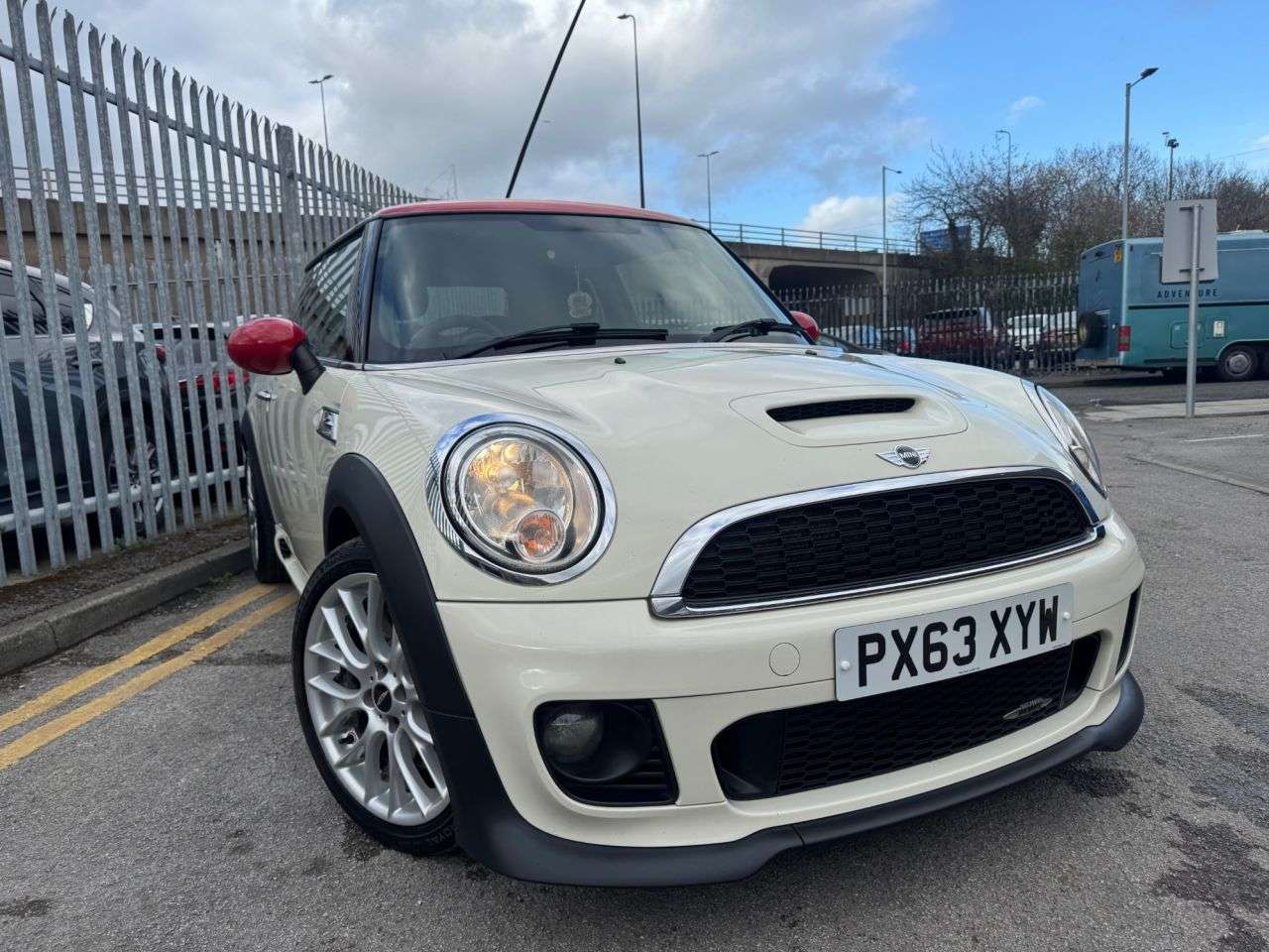 2014 MINI HATCH 2014 MINI HATCH