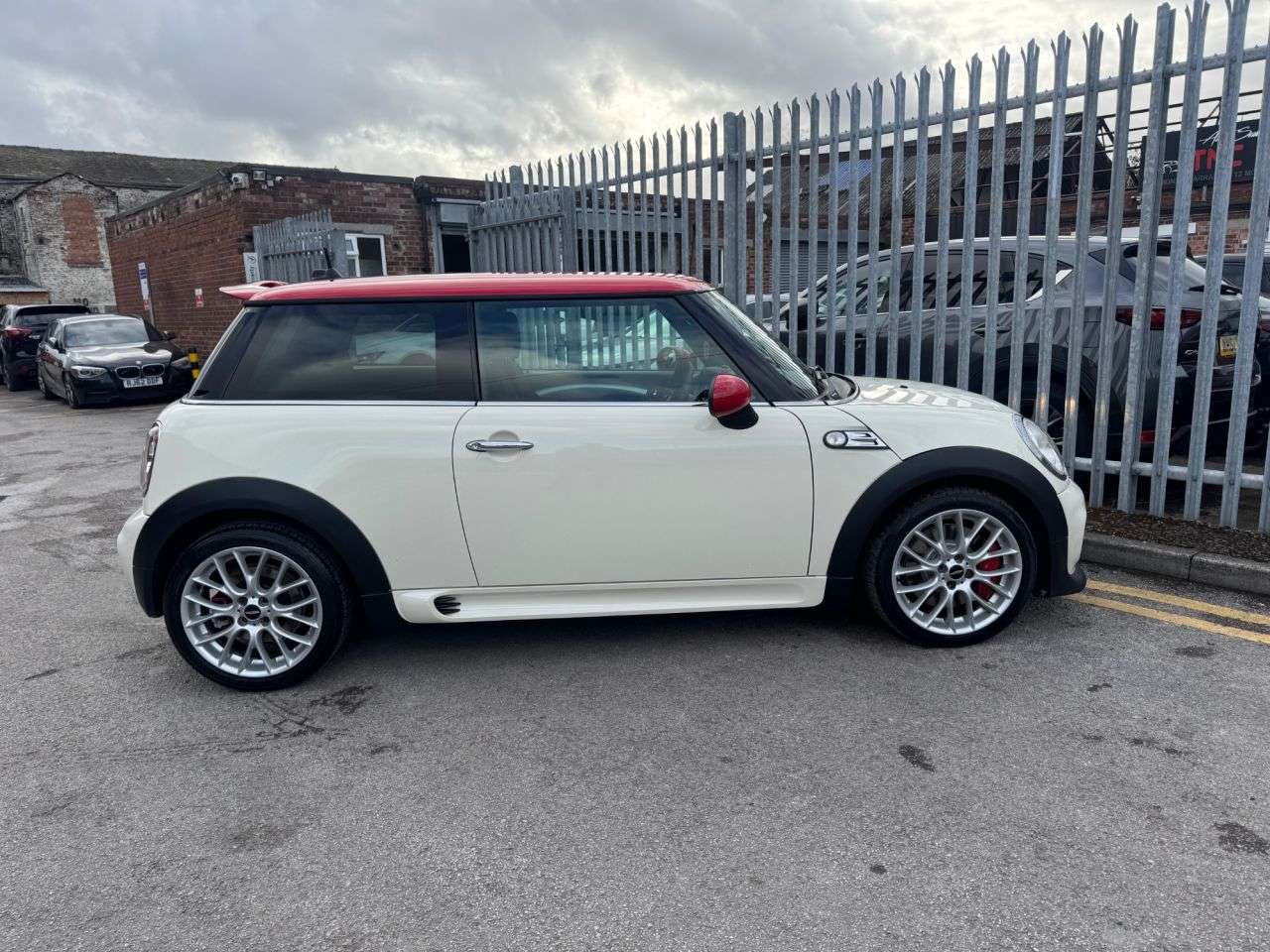 2014 MINI HATCH 2014 MINI HATCH
