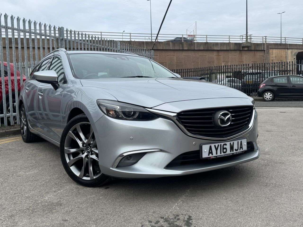 A 2016 MAZDA MAZDA6 2.2 SKYACTIV-D Sport Nav Tourer 5dr Diesel Auto Euro 6 (s/s) (175 ps) 6 MAZ A 2016 MAZDA MAZDA6 2.2 SKYACTIV-D Sport Nav Tourer 5dr Diesel Auto Euro 6 (s/s) (175 ps) 6 MAZ