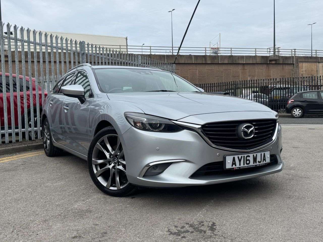 A 2016 MAZDA MAZDA6 2.2 SKYACTIV-D Sport Nav Tourer 5dr Diesel Auto Euro 6 (s/s) (175 ps) 6 MAZ A 2016 MAZDA MAZDA6 2.2 SKYACTIV-D Sport Nav Tourer 5dr Diesel Auto Euro 6 (s/s) (175 ps) 6 MAZ