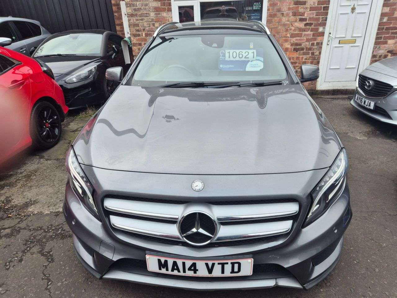 A 2014 MERCEDES-BENZ GLA 2.1 GLA220 CDI AMG Line SUV 5dr Diesel 7G-DCT 4MATIC Euro 6 (s/s) (170 ps) A 2014 MERCEDES-BENZ GLA 2.1 GLA220 CDI AMG Line SUV 5dr Diesel 7G-DCT 4MATIC Euro 6 (s/s) (170 ps)