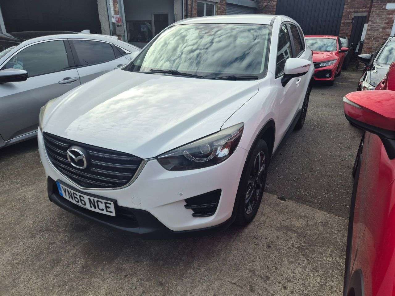 A 2016 MAZDA CX-5 2.2 SKYACTIV-D Sport Nav SUV 5dr Diesel Auto 4WD Euro 6 (s/s) (175 ps) 5 MA A 2016 MAZDA CX-5 2.2 SKYACTIV-D Sport Nav SUV 5dr Diesel Auto 4WD Euro 6 (s/s) (175 ps) 5 MA