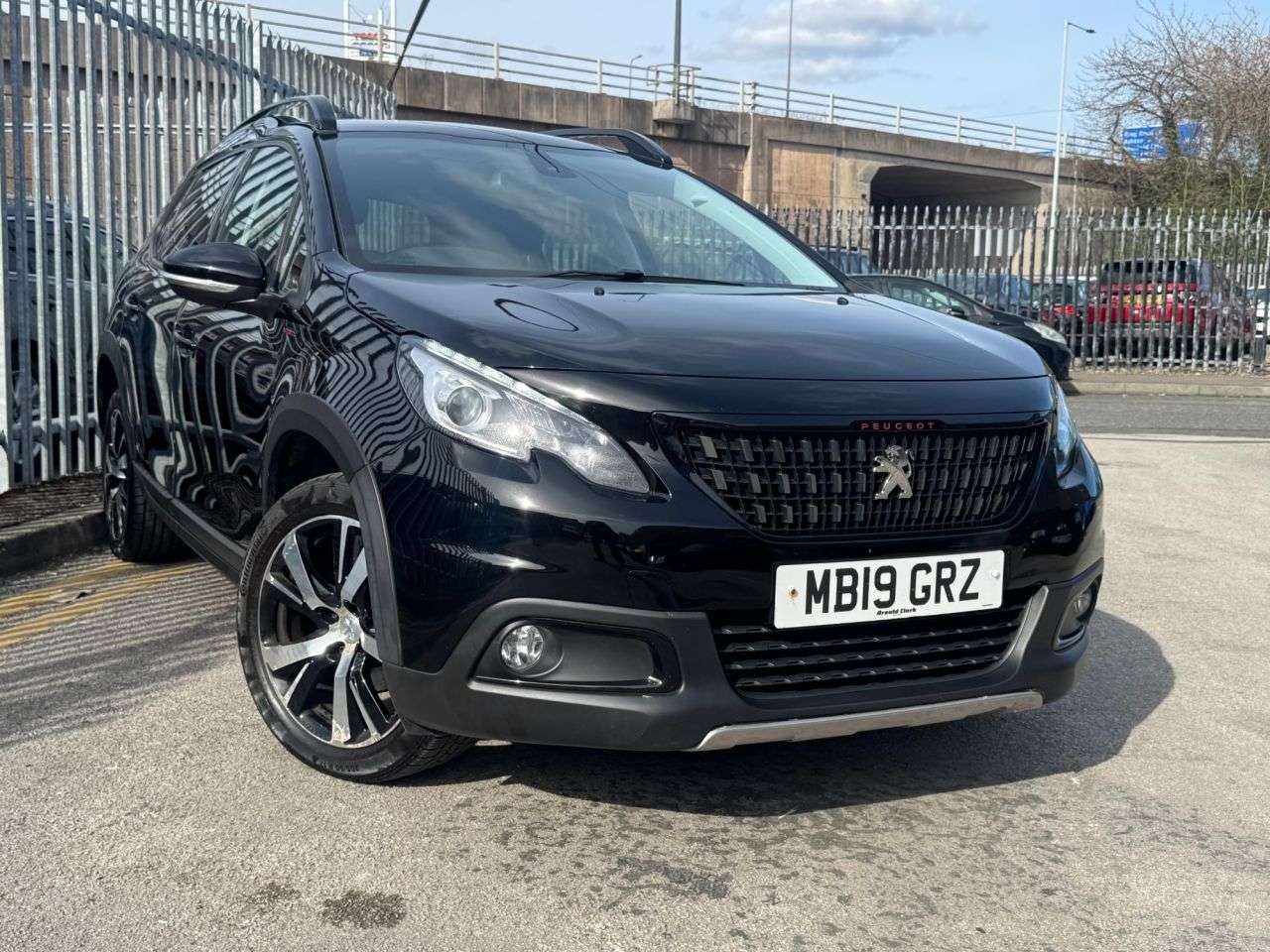 A 2019 PEUGEOT 2008 1.2 PureTech GPF GT Line SUV 5dr Petrol EAT Euro 6 (s/s) (110 ps) 8 SERVICE A 2019 PEUGEOT 2008 1.2 PureTech GPF GT Line SUV 5dr Petrol EAT Euro 6 (s/s) (110 ps) 8 SERVICE