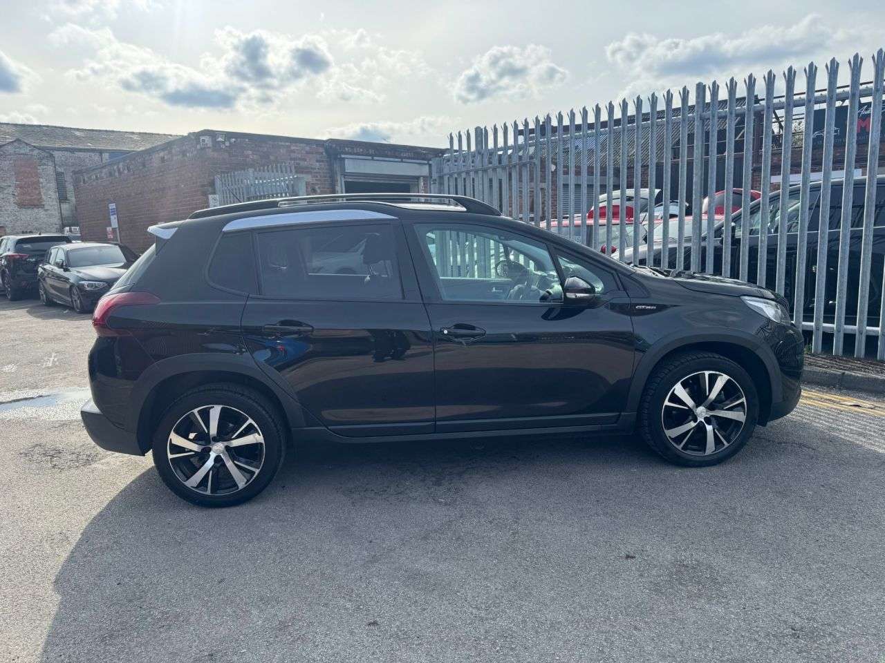 2019 PEUGEOT 2008 2019 PEUGEOT 2008