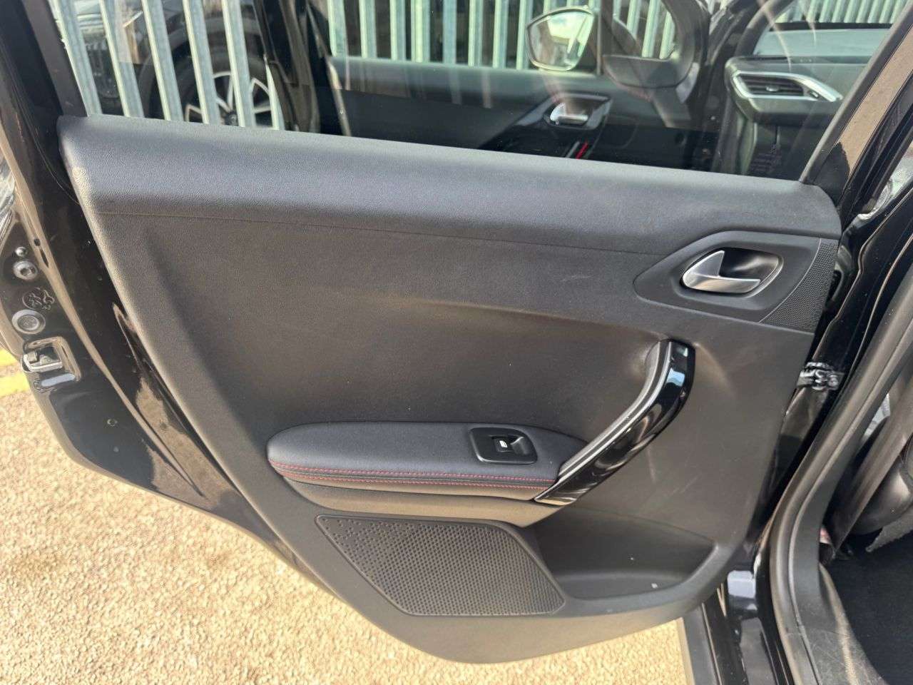 2019 PEUGEOT 2008 2019 PEUGEOT 2008