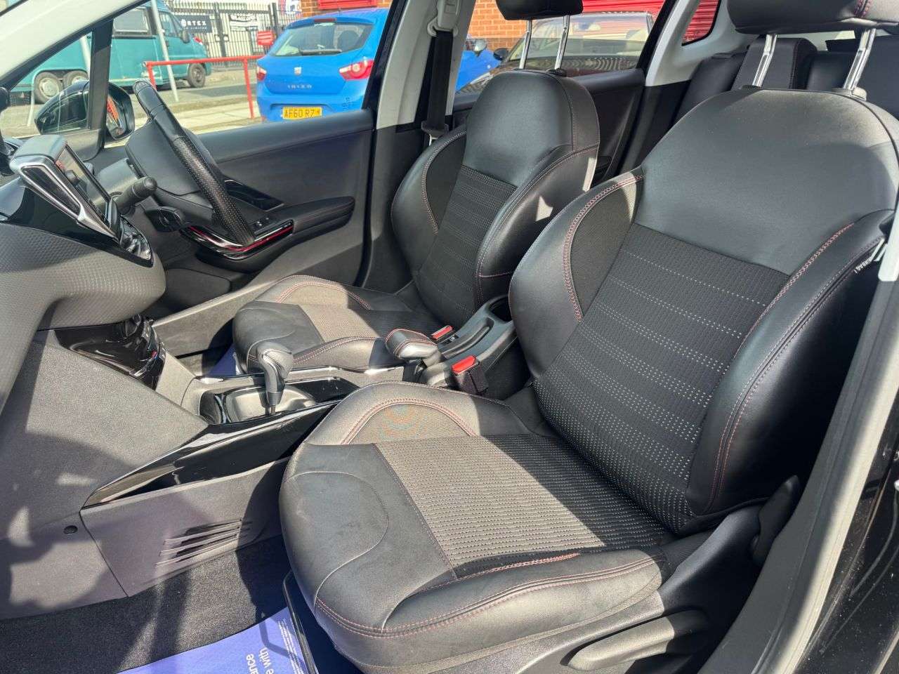 2019 PEUGEOT 2008 2019 PEUGEOT 2008