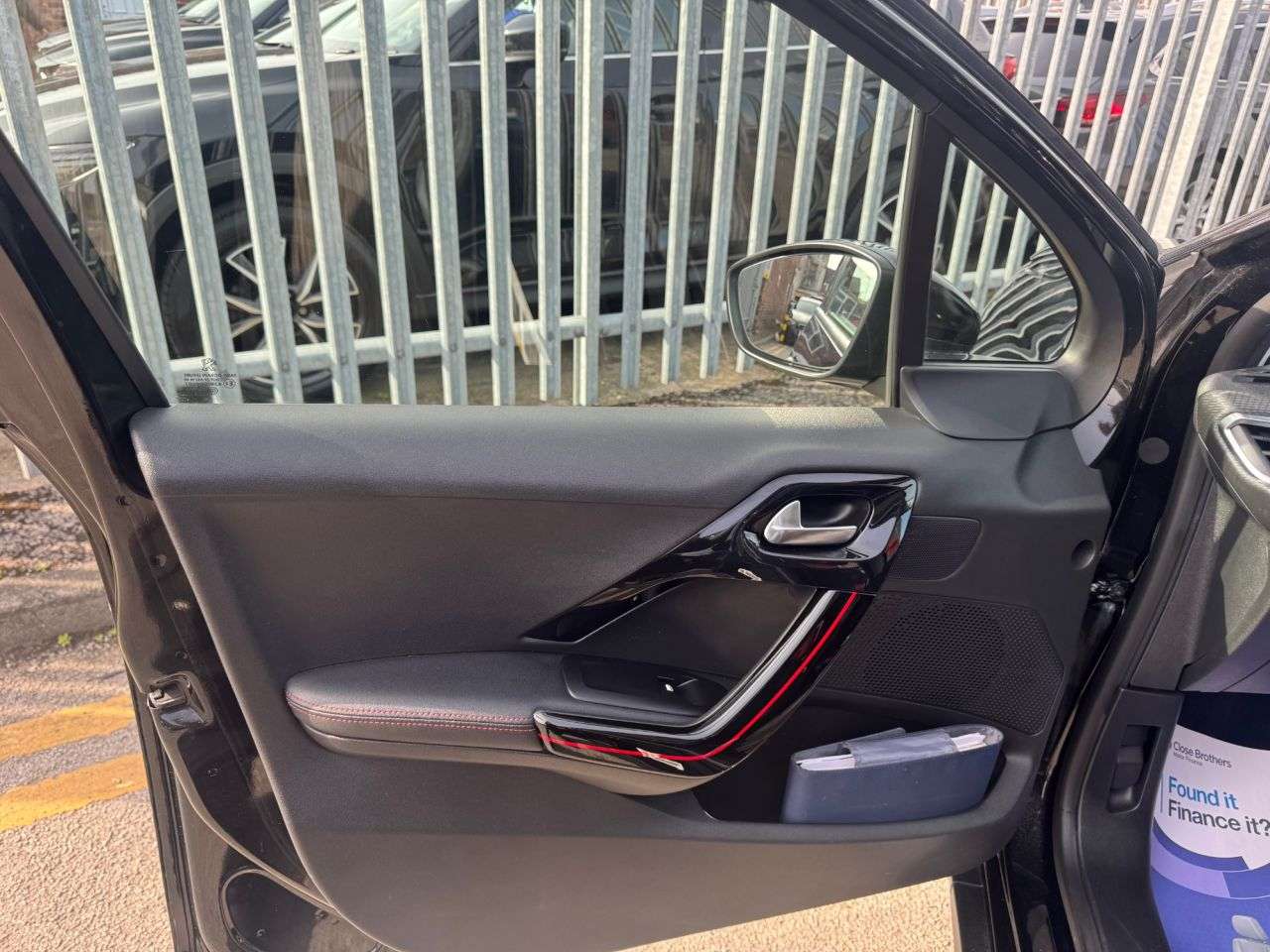2019 PEUGEOT 2008 2019 PEUGEOT 2008