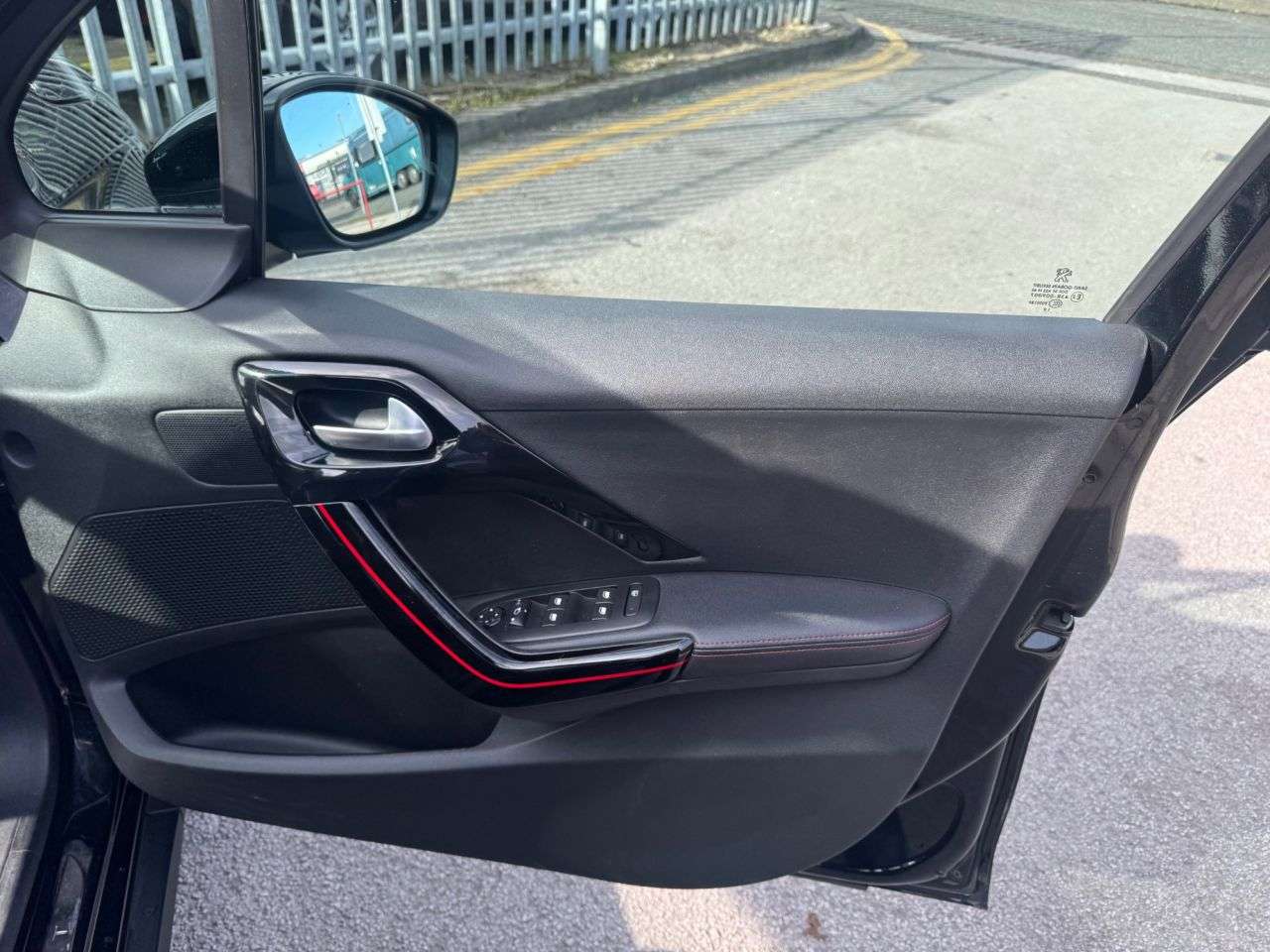 2019 PEUGEOT 2008 2019 PEUGEOT 2008
