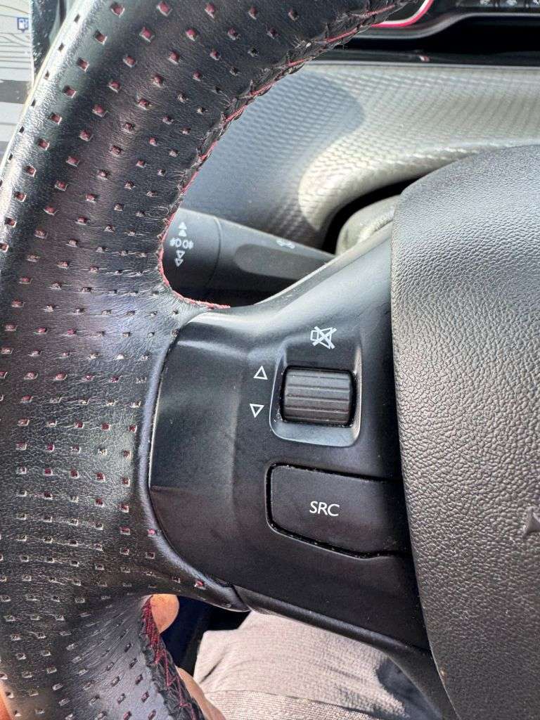 2019 PEUGEOT 2008 2019 PEUGEOT 2008