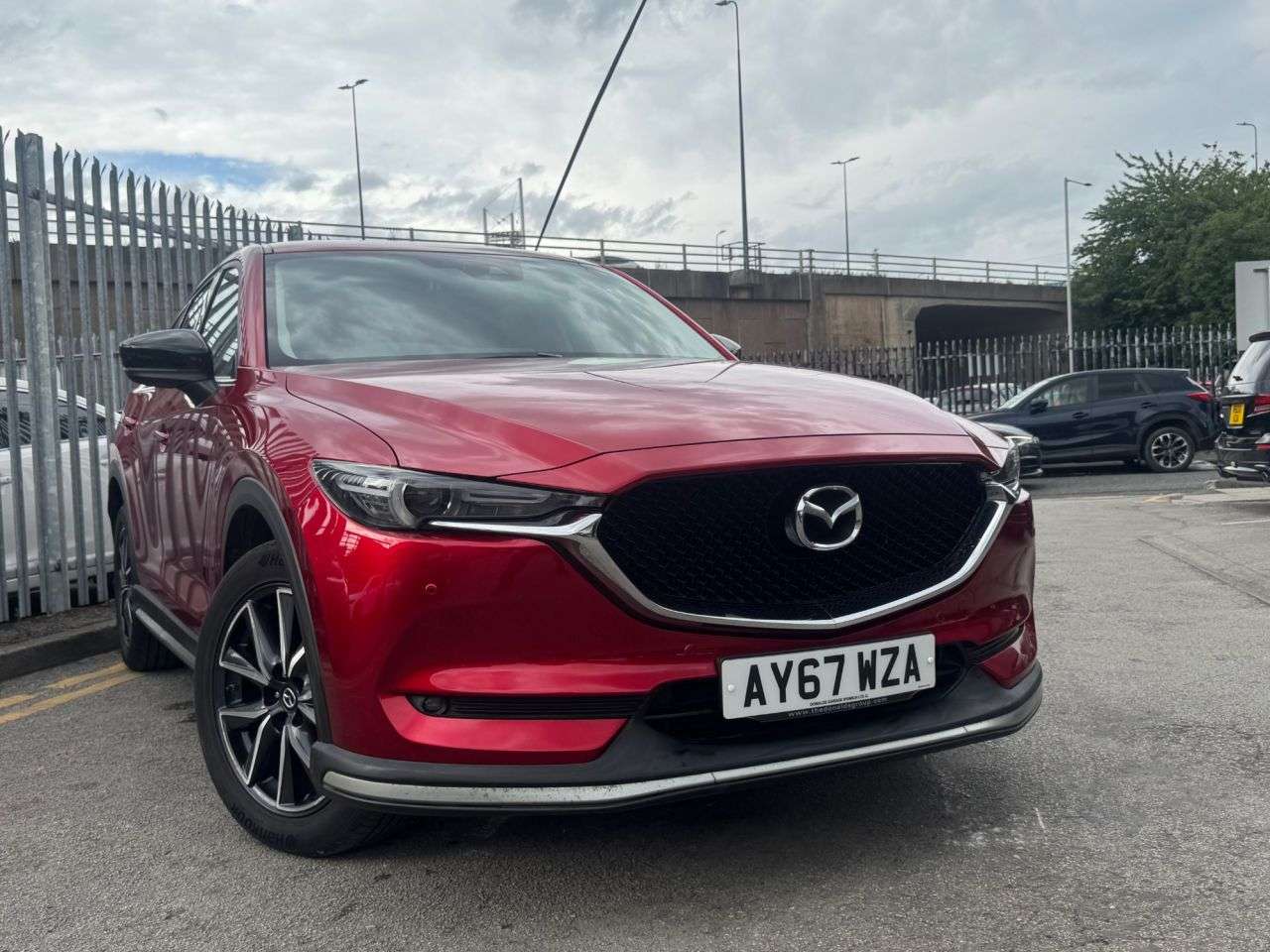 A 2017 MAZDA CX-5 2.2 SKYACTIV-D Sport Nav SUV 5dr Diesel Manual Euro 6 (s/s) (150 ps) 9 SERV A 2017 MAZDA CX-5 2.2 SKYACTIV-D Sport Nav SUV 5dr Diesel Manual Euro 6 (s/s) (150 ps) 9 SERV