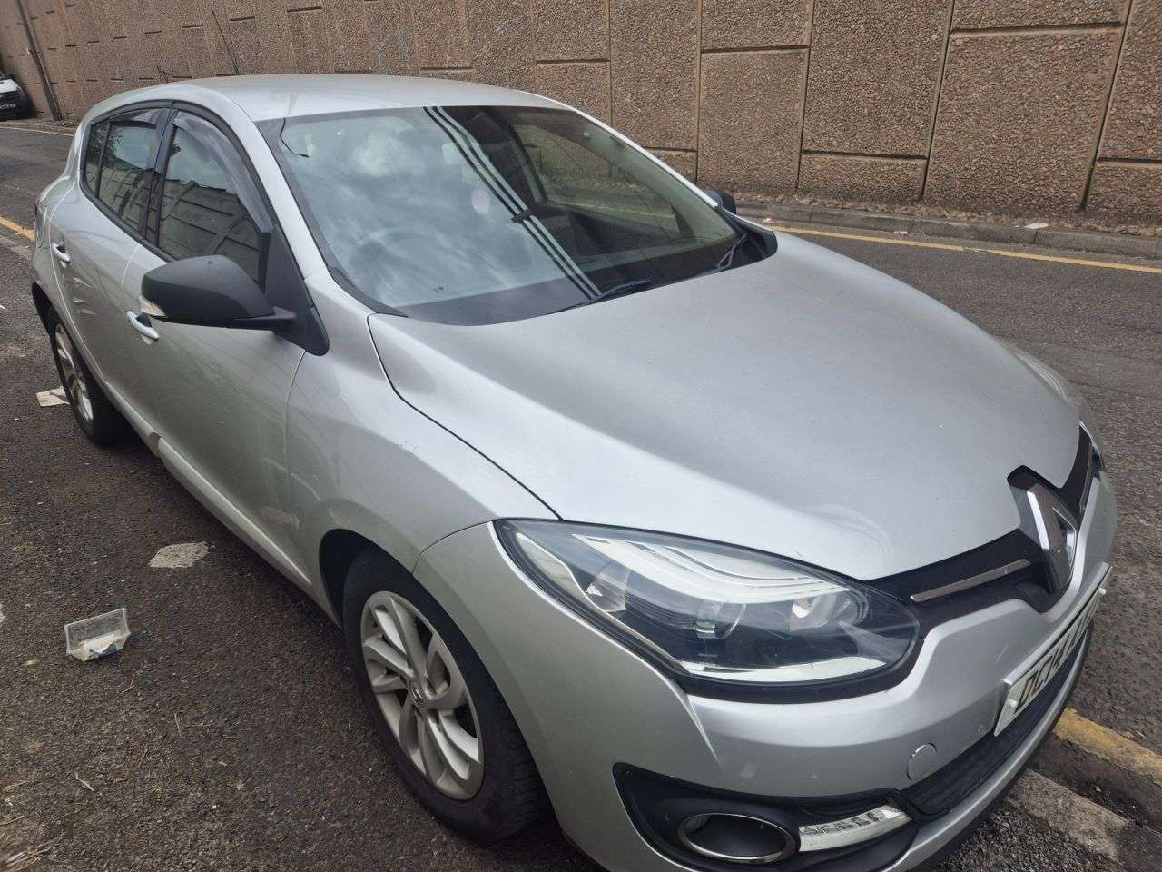 A 2014 RENAULT MEGANE 1.5 dCi ENERGY Dynamique TomTom Hatchback 5dr Diesel Manual Euro 5 (s/s) (1 A 2014 RENAULT MEGANE 1.5 dCi ENERGY Dynamique TomTom Hatchback 5dr Diesel Manual Euro 5 (s/s) (1