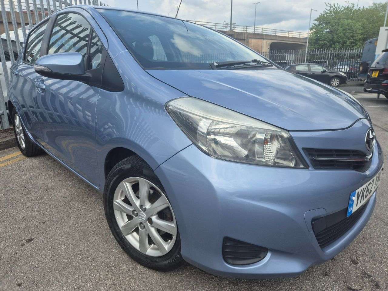 A 2012 TOYOTA YARIS 1.33 Dual VVT-i TR Hatchback 5dr Petrol Manual Euro 5 (101 ps) 9 SERVICES, A 2012 TOYOTA YARIS 1.33 Dual VVT-i TR Hatchback 5dr Petrol Manual Euro 5 (101 ps) 9 SERVICES,