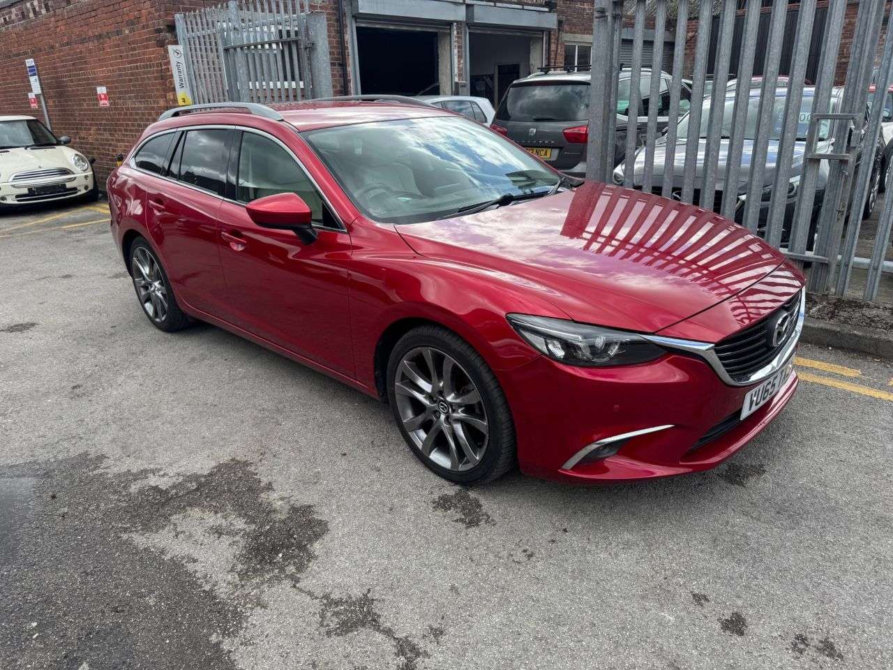 A 2015 MAZDA MAZDA6 2.2 SKYACTIV-D Sport Nav Tourer 5dr Diesel Auto Euro 6 (s/s) (175 ps) JUST A 2015 MAZDA MAZDA6 2.2 SKYACTIV-D Sport Nav Tourer 5dr Diesel Auto Euro 6 (s/s) (175 ps) JUST