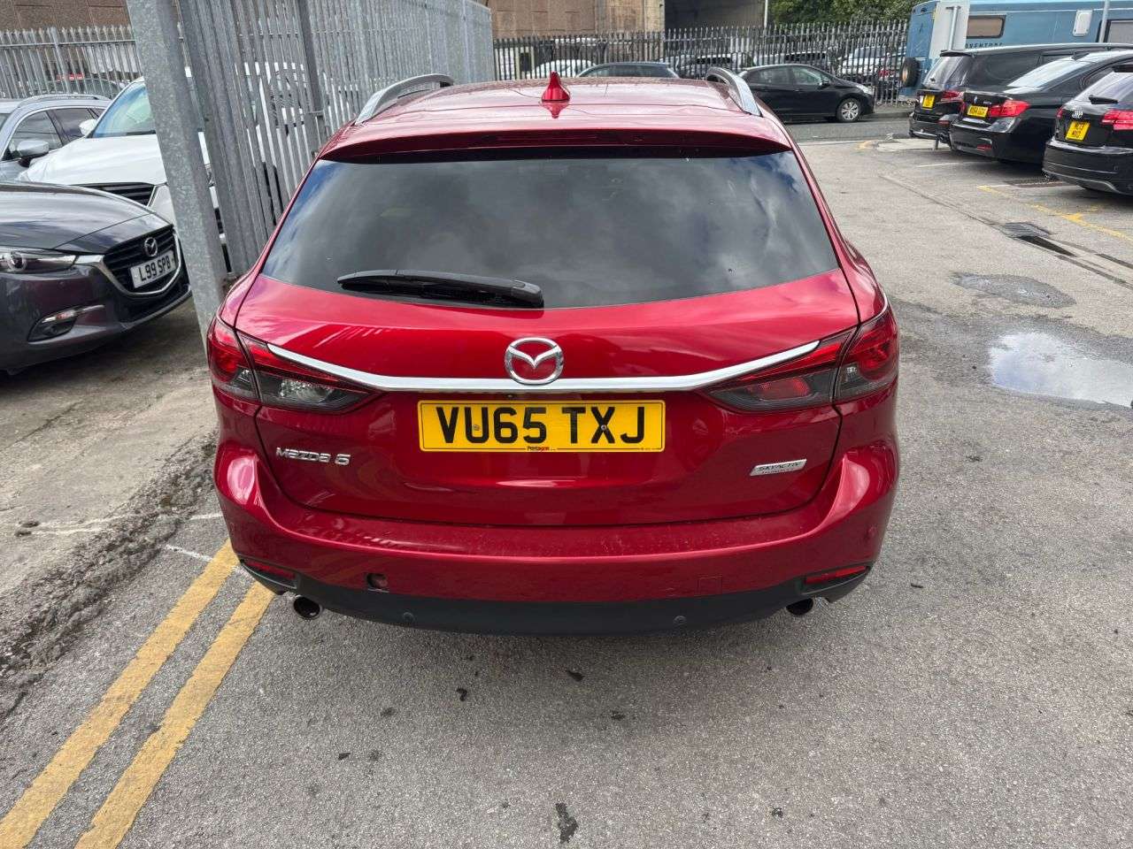 A 2015 MAZDA MAZDA6 2.2 SKYACTIV-D Sport Nav Tourer 5dr Diesel Auto Euro 6 (s/s) (175 ps) JUST A 2015 MAZDA MAZDA6 2.2 SKYACTIV-D Sport Nav Tourer 5dr Diesel Auto Euro 6 (s/s) (175 ps) JUST