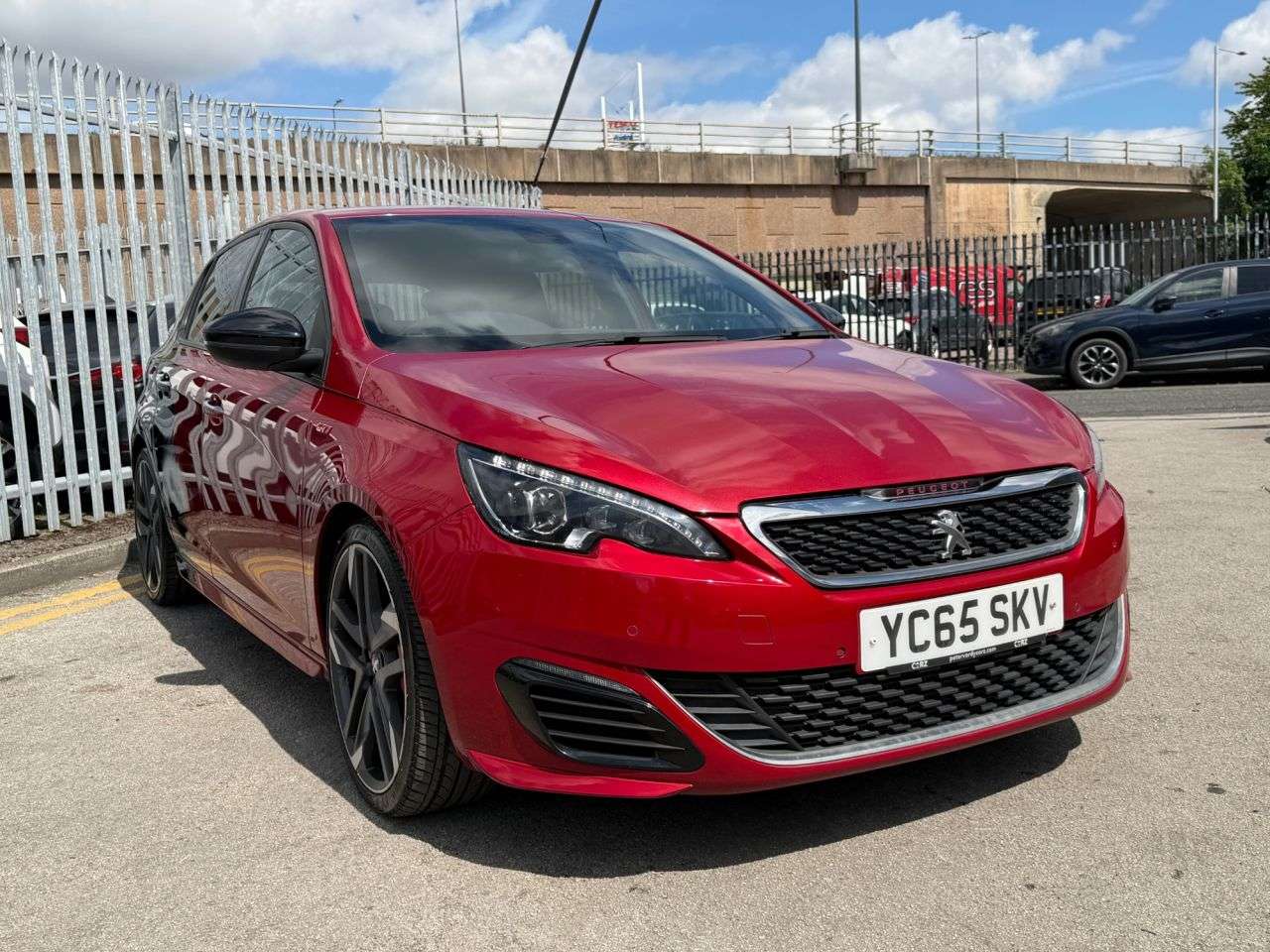 2015 PEUGEOT 308 2015 PEUGEOT 308