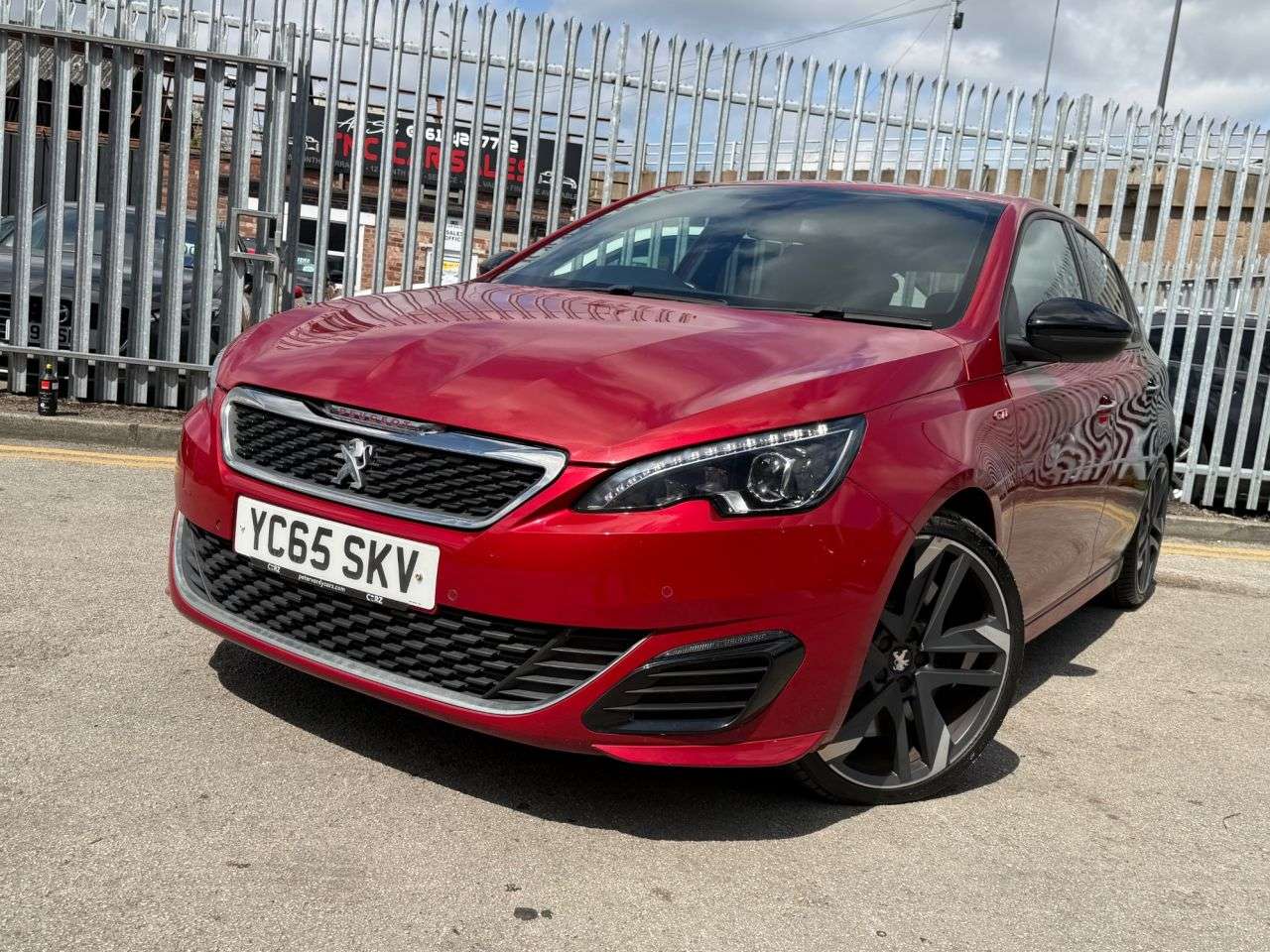 2015 PEUGEOT 308 2015 PEUGEOT 308